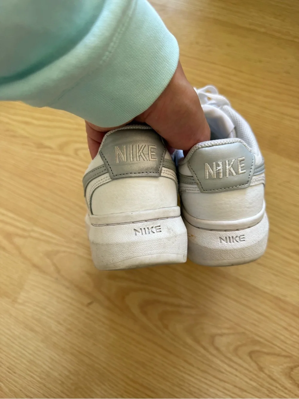 Nike court visión alta womens white & grey size 8.5